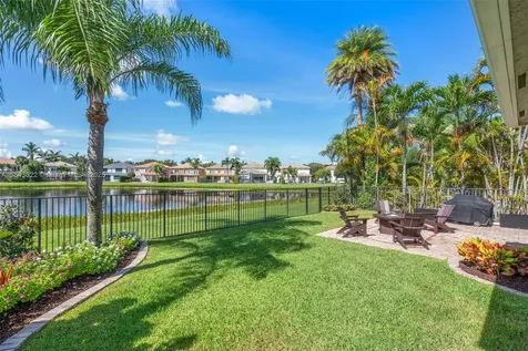 8864 Maple Hill Court Boynton Beach FL 33473