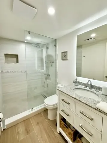 72 S 7 Naples FL 34102