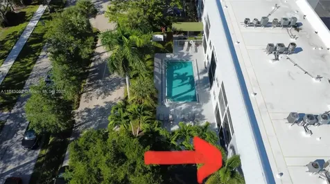 72 S 7 Naples FL 34102