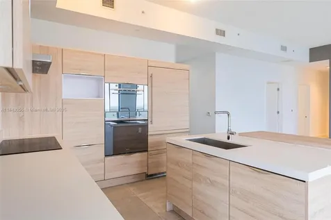 16385 Biscayne Boulevard North Miami Beach FL 33160