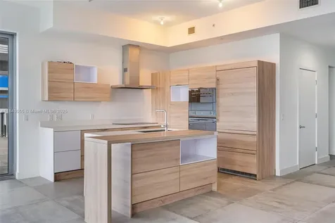 16385 Biscayne Boulevard North Miami Beach FL 33160