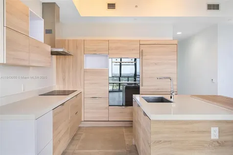 16385 Biscayne Boulevard North Miami Beach FL 33160