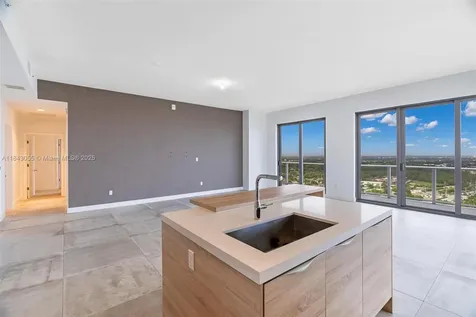 16385 Biscayne Boulevard North Miami Beach FL 33160