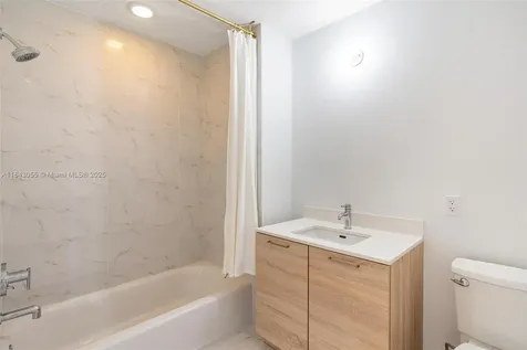 16385 Biscayne Boulevard North Miami Beach FL 33160