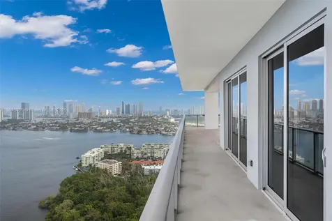 16385 Biscayne Boulevard North Miami Beach FL 33160