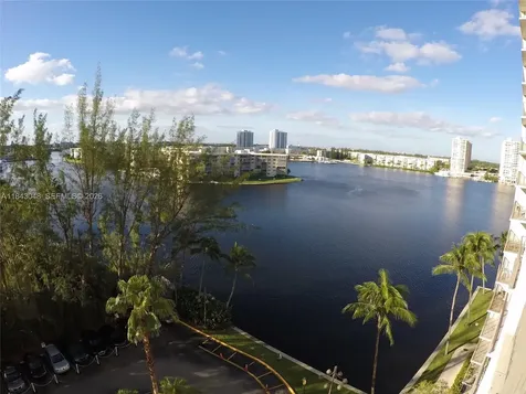 Aventura FL 33160
