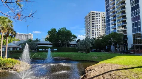 Aventura FL 33160