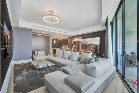 3250 NE 188th Street Aventura FL 33180
