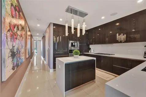 3250 NE 188th Street Aventura FL 33180