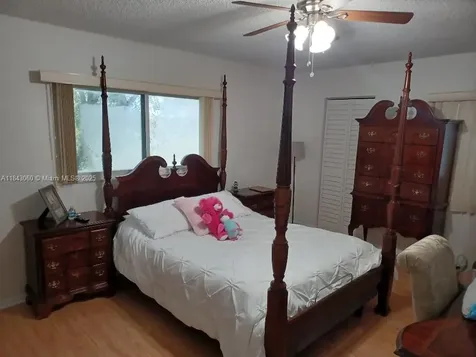 1251 SW 134th Way Pembroke Pines FL 33027