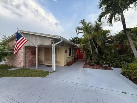 10261 Bonita Road Cutler Bay FL 33157
