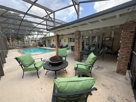 10261 Bonita Road Cutler Bay FL 33157