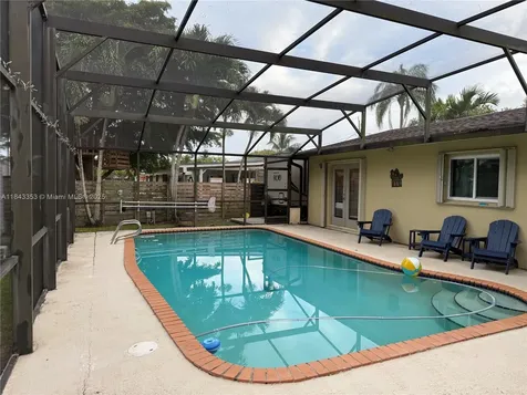 10261 Bonita Road Cutler Bay FL 33157