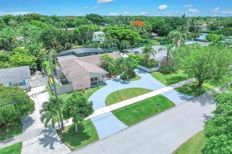 10261 Bonita Road Cutler Bay FL 33157