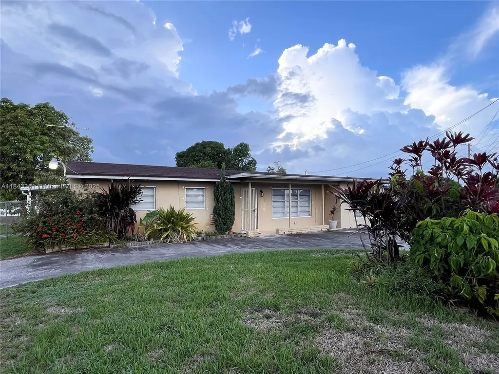 17320 NW 47th Avenue Miami Gardens FL 33055