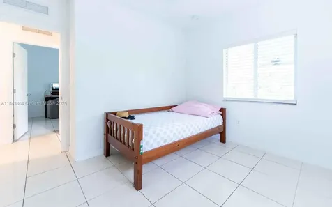 2970 NW 51st Street Miami FL 33142