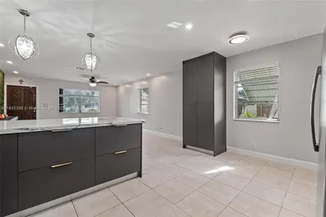 1912 SW 97th Terrace Miramar FL 33025