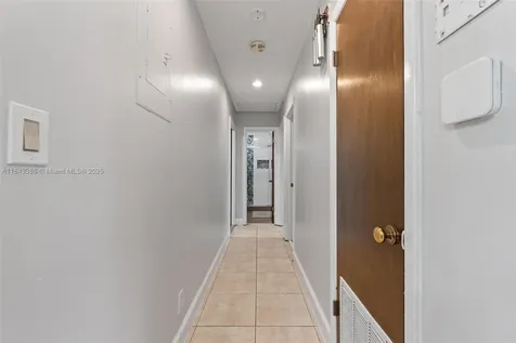 1912 SW 97th Terrace Miramar FL 33025
