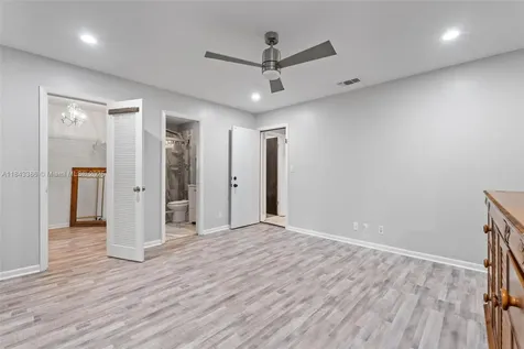 1912 SW 97th Terrace Miramar FL 33025