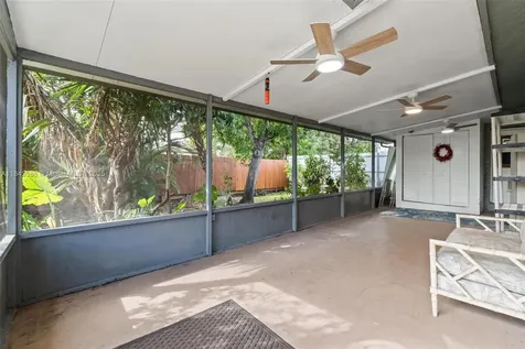 1912 SW 97th Terrace Miramar FL 33025