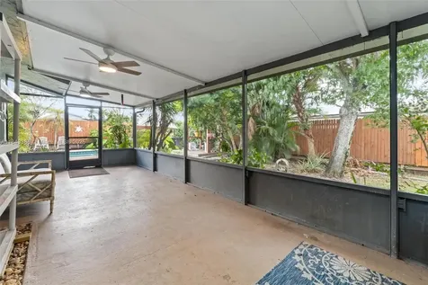 1912 SW 97th Terrace Miramar FL 33025