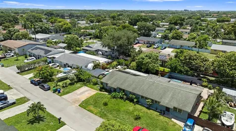 1912 SW 97th Terrace Miramar FL 33025