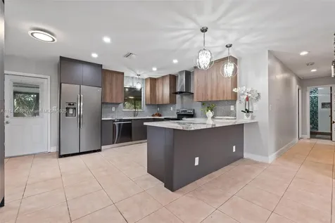 1912 SW 97th Terrace Miramar FL 33025