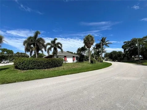 3555 Cosmos Street Palm Beach Gardens FL 33410