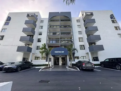 2715 Tigertail Avenue Miami FL 33133