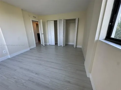 2715 Tigertail Avenue Miami FL 33133