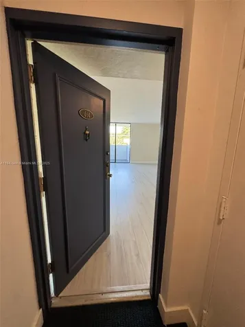 2715 Tigertail Avenue Miami FL 33133