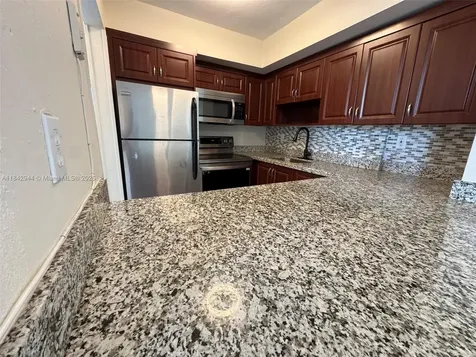 2715 Tigertail Avenue Miami FL 33133