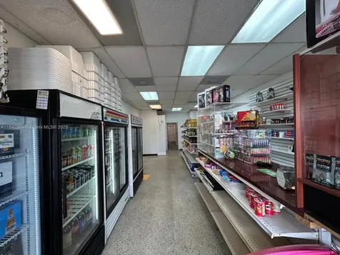 622 E 9th Street Hialeah FL 33010