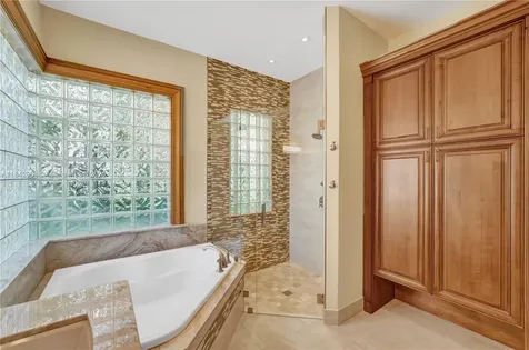 260 Montclaire Drive Weston FL 33326