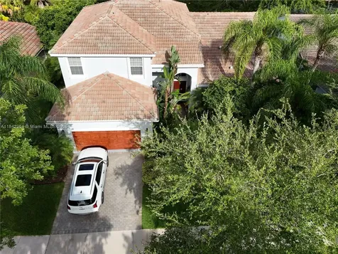 260 Montclaire Drive Weston FL 33326