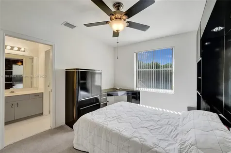 260 Montclaire Drive Weston FL 33326