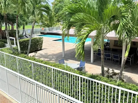 260 Montclaire Drive Weston FL 33326