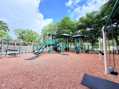 260 Montclaire Drive Weston FL 33326