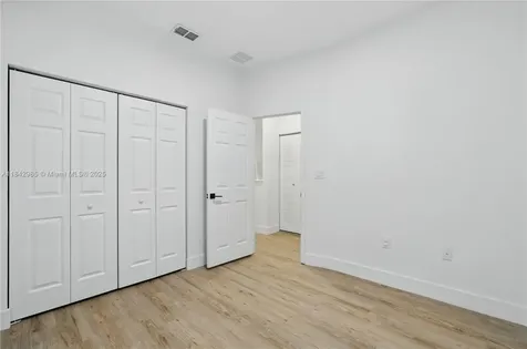 2851 W Prospect Road Tamarac FL 33309