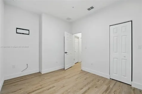 2851 W Prospect Road Tamarac FL 33309