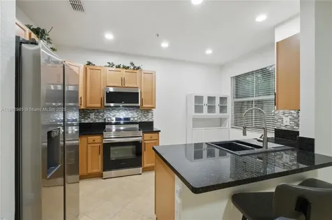 2851 W Prospect Road Tamarac FL 33309