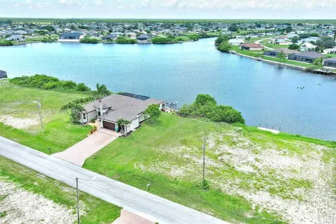 401 NW 24th Terrace Cape Coral FL 33993
