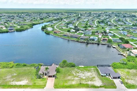 401 NW 24th Terrace Cape Coral FL 33993
