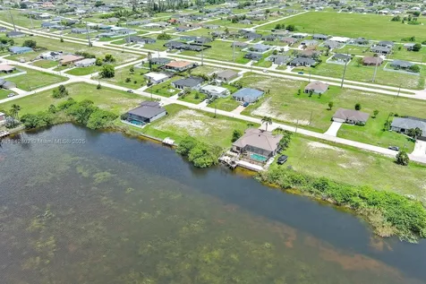 401 NW 24th Terrace Cape Coral FL 33993