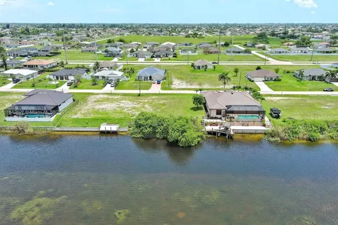 401 NW 24th Terrace Cape Coral FL 33993