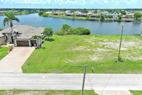 401 NW 24th Terrace Cape Coral FL 33993