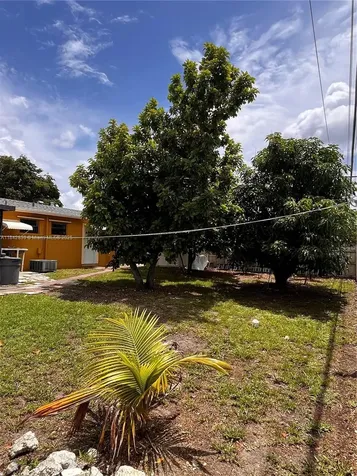 6540 Eaton Street Hollywood FL 33024