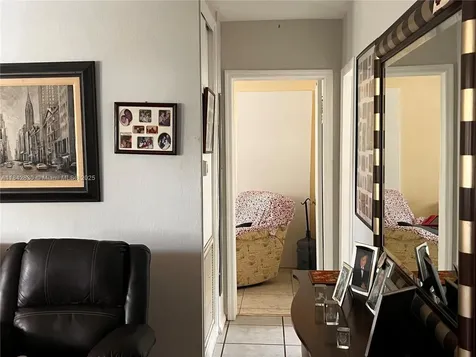 6540 Eaton Street Hollywood FL 33024