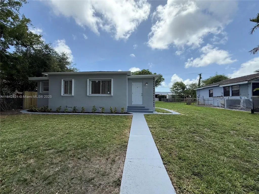 12235 NE 12th Place North Miami FL 33161