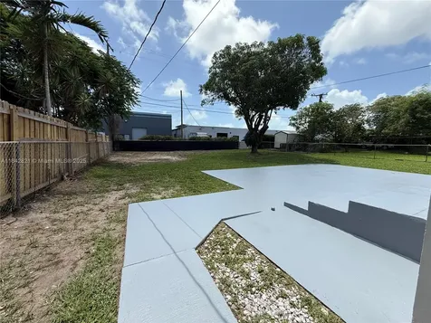 12235 NE 12th Place North Miami FL 33161